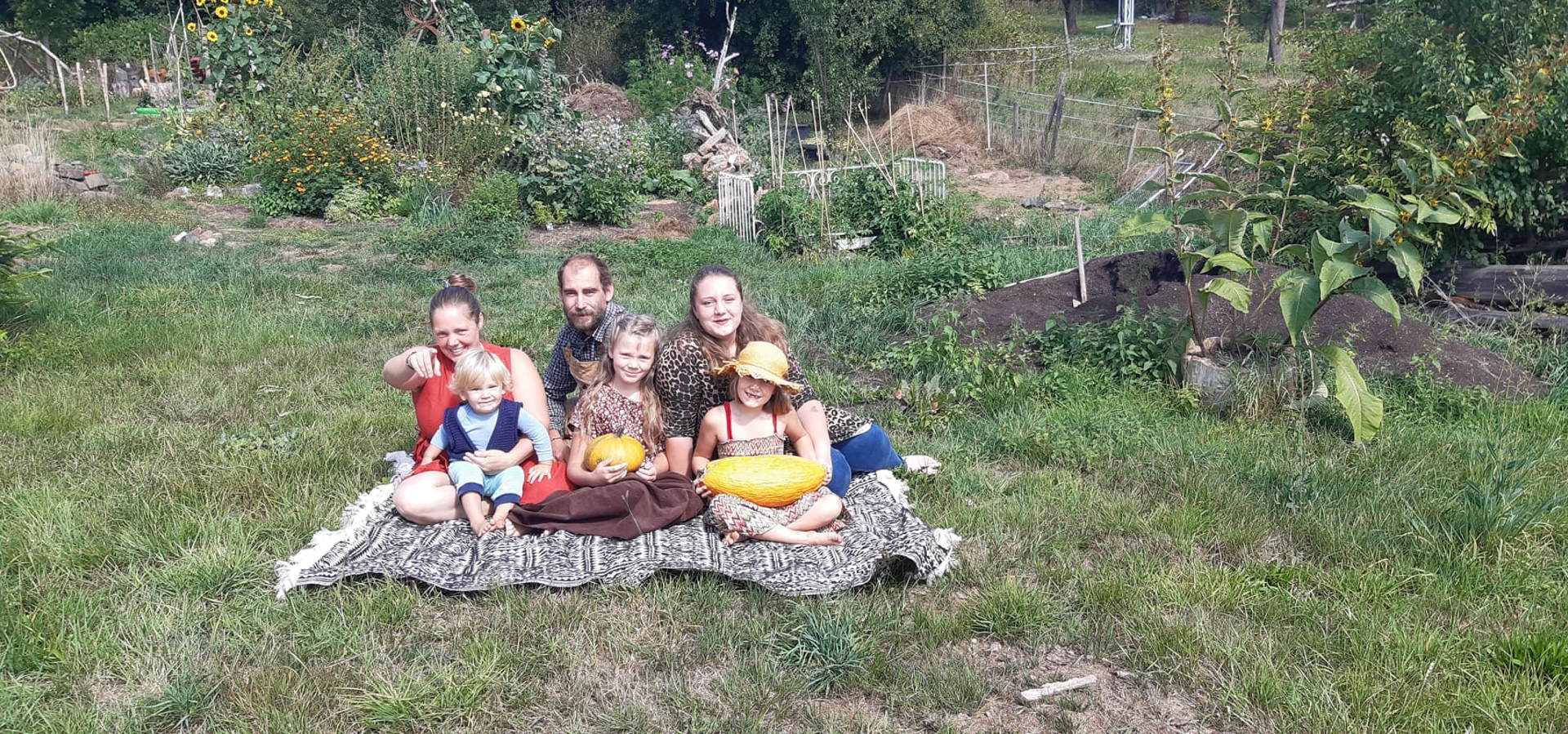 Familie Dartmann: Selbstversorgung und Insektengarten