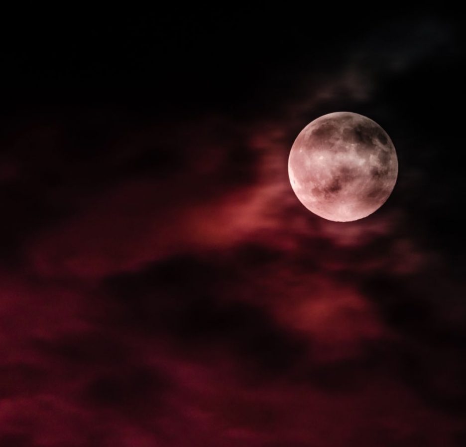 Erdbeermond