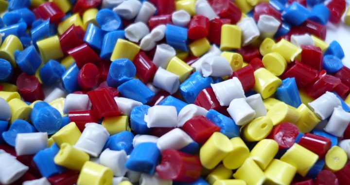 Japanische Wissenschaftler entwickeln biologisch abbaubaren Kunststoff
