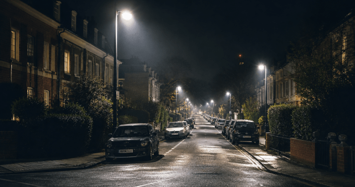 Wenn Straßenlaternen krank machen: Wie eine 70-Jährige den Londoner Stadtrat zum Umdenken zwang